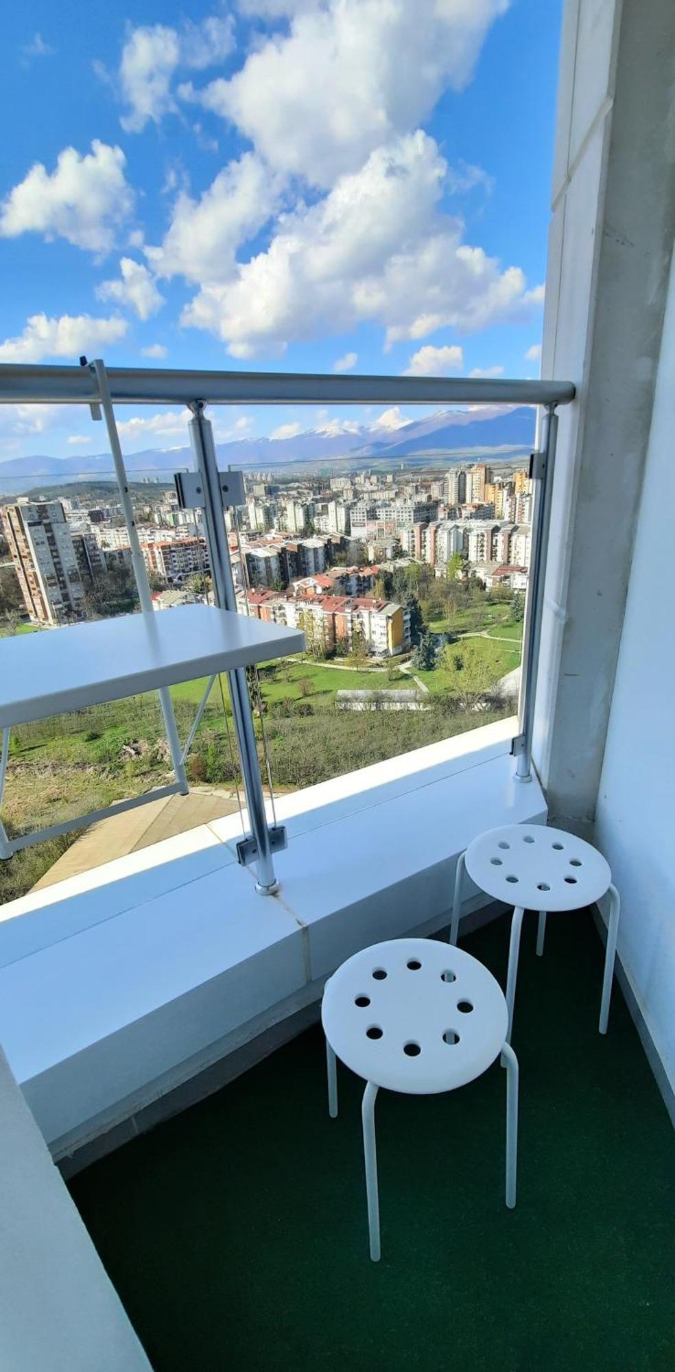 Luxury Condo On 18Th Floor With Pool, Fitness, Parking Included. Skopje Exterior foto
