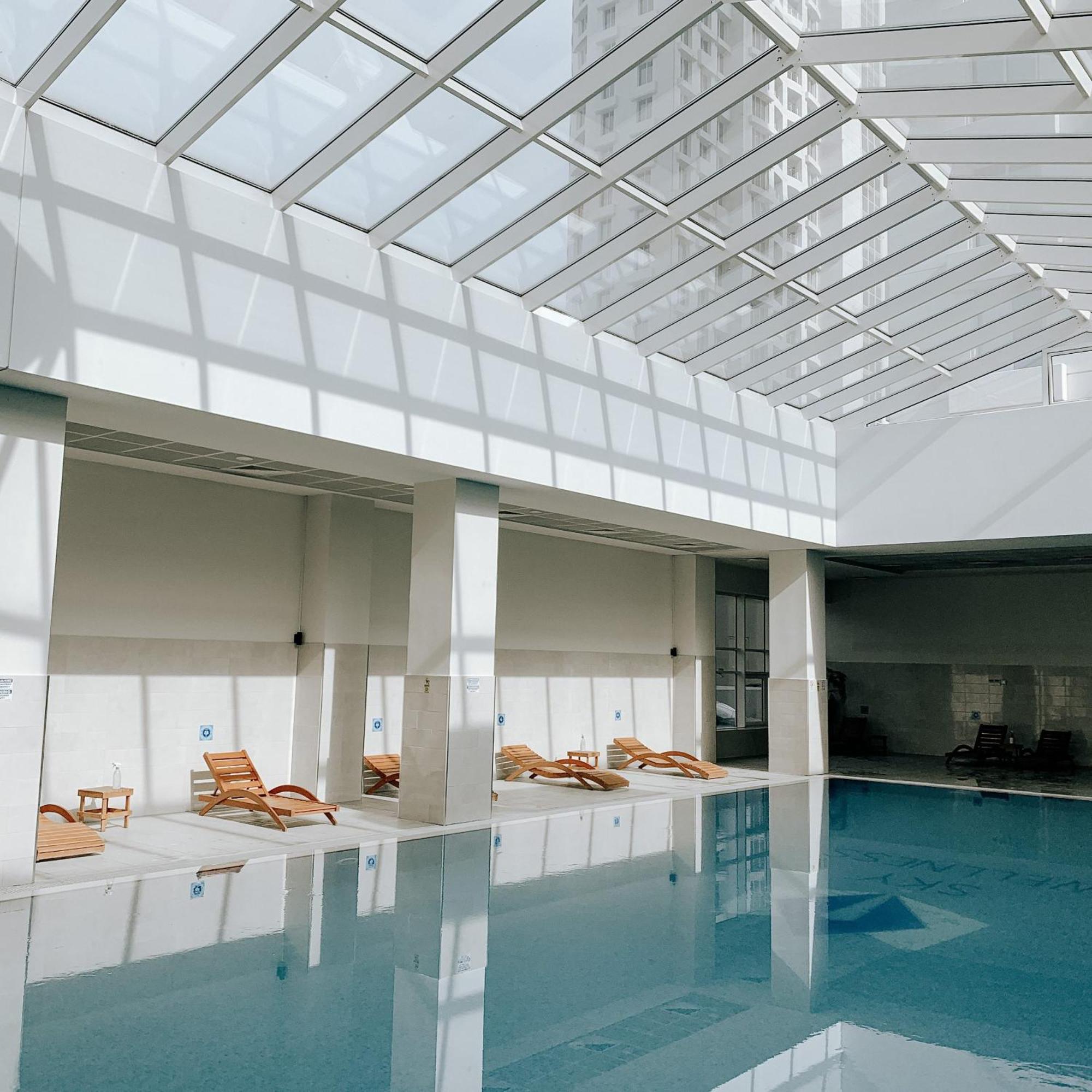 Luxury Condo On 18Th Floor With Pool, Fitness, Parking Included. Skopje Exterior foto