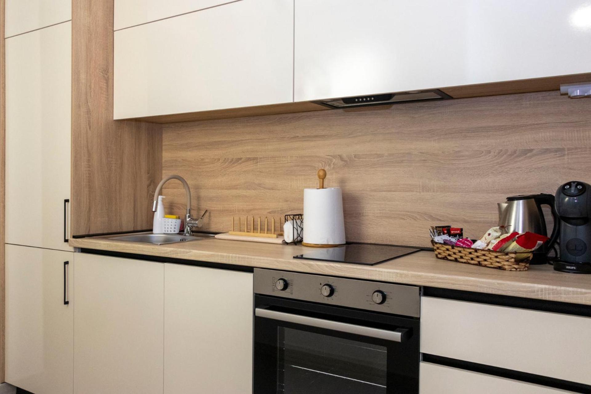 Luxury Condo On 18Th Floor With Pool, Fitness, Parking Included. Skopje Exterior foto