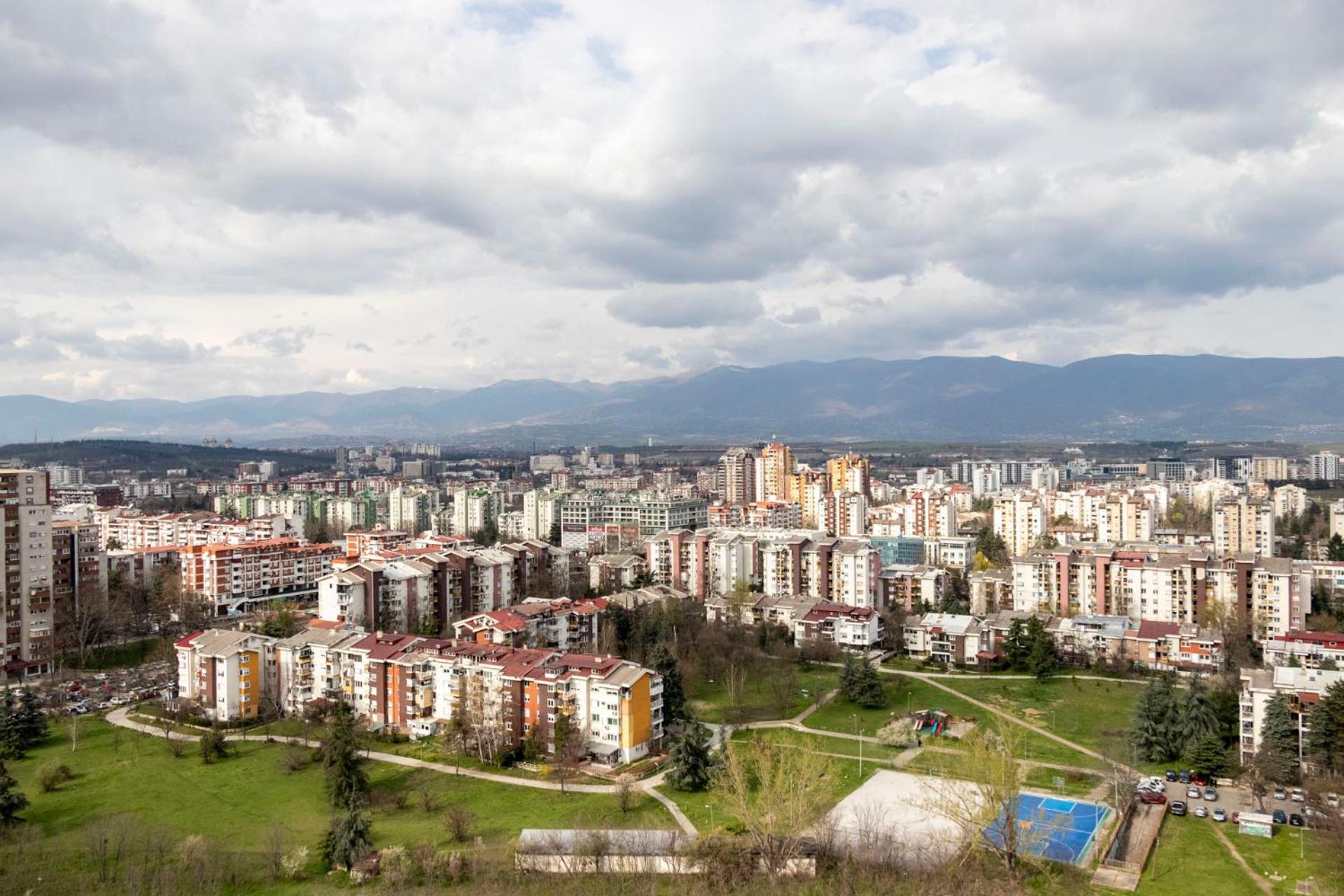 Luxury Condo On 18Th Floor With Pool, Fitness, Parking Included. Skopje Exterior foto