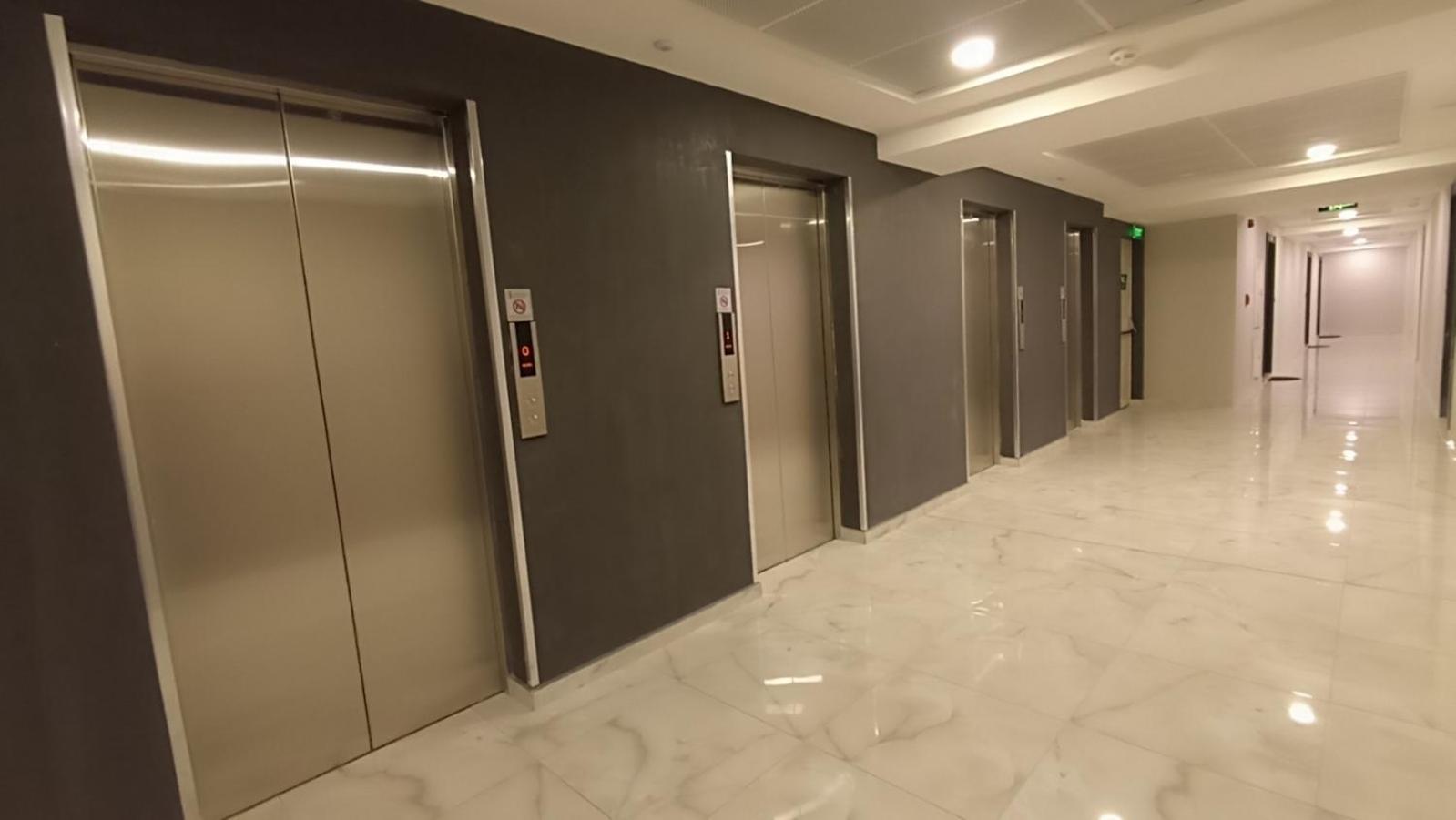 Luxury Condo On 18Th Floor With Pool, Fitness, Parking Included. Skopje Exterior foto