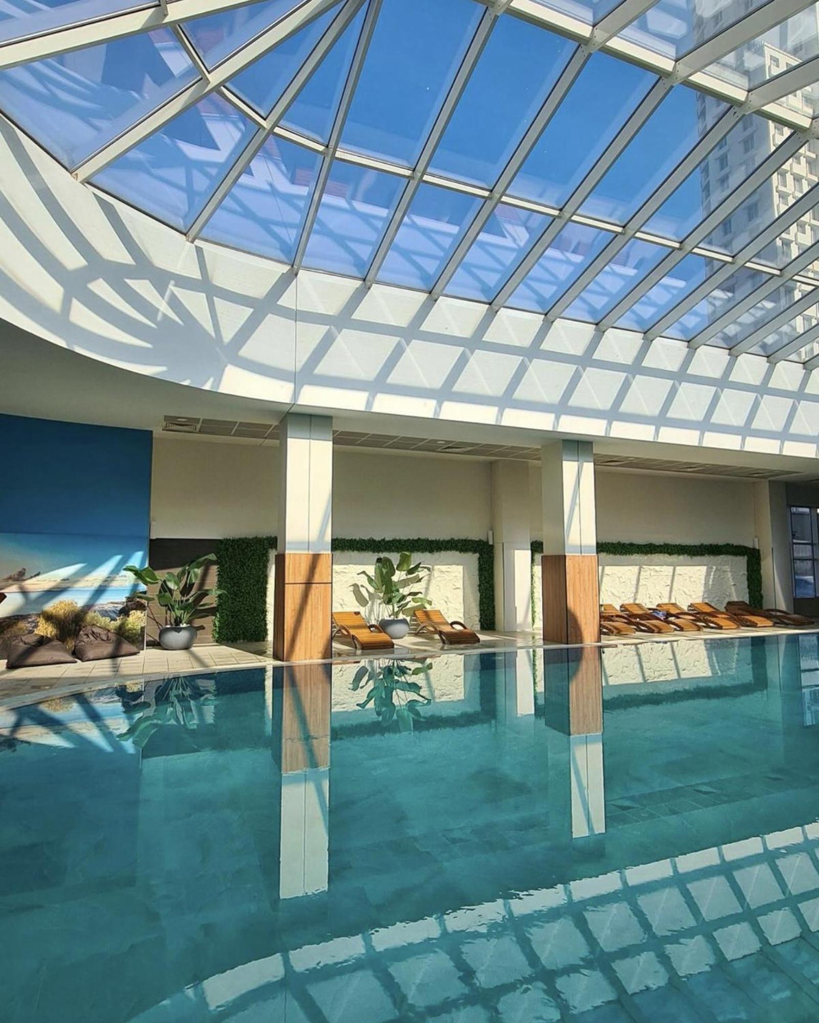 Luxury Condo On 18Th Floor With Pool, Fitness, Parking Included. Skopje Exterior foto