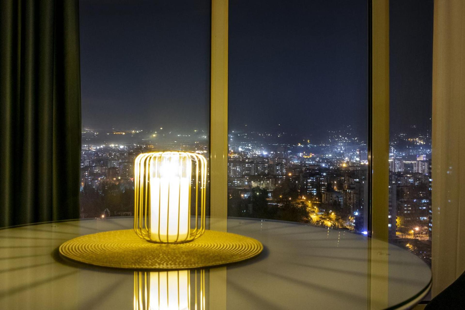 Luxury Condo On 18Th Floor With Pool, Fitness, Parking Included. Skopje Exterior foto