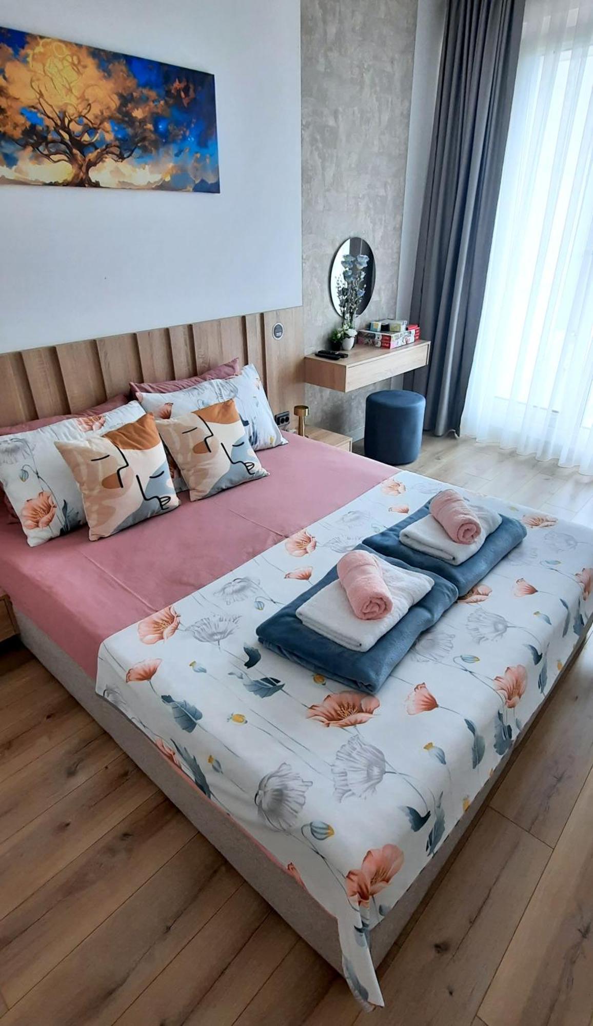 Luxury Condo On 18Th Floor With Pool, Fitness, Parking Included. Skopje Exterior foto